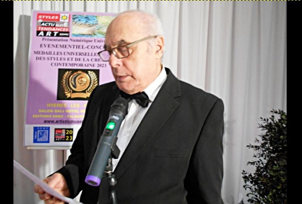 Le Président du Comité du Jury annonce le nom du Lauréat du Palmarès Session Sculpture Février 2023 Médaille Universelle des Arts, des Styles et de la Création contemporaine 2023