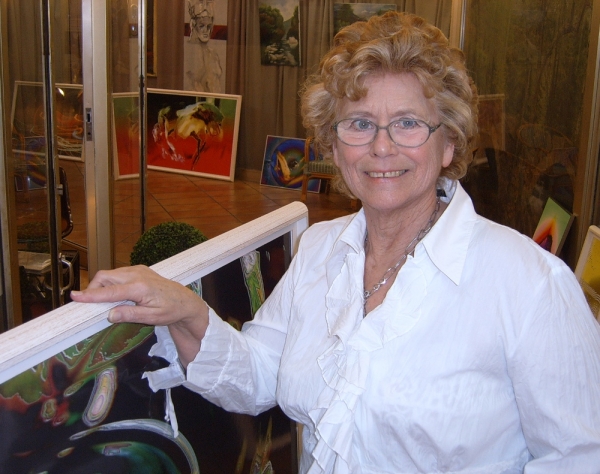 MARTINE ANCIAUX, PHOTO-PEINTRE INTERNATIONALE, NOVATRICE, ELLE REVISITE LE NUMÉRIQUE TOUT AUTOUR DU MONDE  