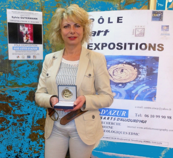 SYLVIE GUTERMANN PEINTRE A RECU LA MEDAILLE D'HONNEUR DE 