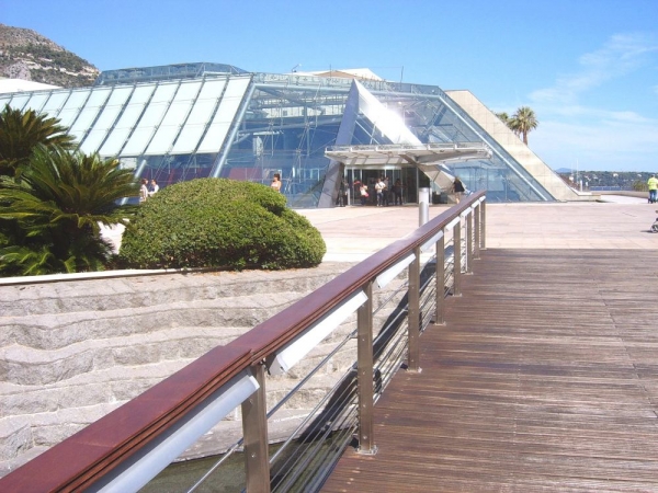 Vue du GRIMALDI FORUM MONACO 