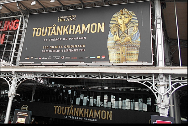 Grande Halle de La Villette.<br/>Expostion Toutânkhamon.<br/>Le Trésor du Pharaon