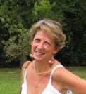 SYLVIE AUVRAY COMIN, PEINTRE FIGURATIF, UNE NOUVELLE VISION ARTISTIQUE DU NU ET DE LA FEMINITE 