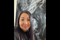 Douée, possédant un talent expérimenté l'artiste peintre Nancy LAVOIE, exprime le monde animal avec une vérité de vie sans pareil. Son hyperréalisme étonnant a été honoré d'une Victoire Internationale de la Création et des Styles Artistiques 2024