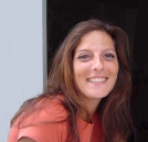 SOPHIE DAVID, ELLE NE CESSE DE SURPRENDRE LE PUBLIC PAR SON TALENT ET LES MYSTERES DE SON IMAGINATION