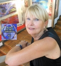 LA PEINTRE D'EXCELLENCE 2013 DENISE JENSEN VOYAGE EN ABSTRACTION SANS FRONTIERES, SES MARINES ABSTRAITES ONT TOUCHÉ L'ABSOLU. ICI, AU POLE SUD COTE-D'AZUR