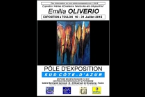 L'art abstrait d'Emilia OLIVERIO nous entraine dans un univers d'émotion et d'harmonies tonales, avec la vibration d'une architecture de formes hors du monde matériel. Le spectateur peut rejoindre avec son propre vécu, les ressentis de la peintre.
