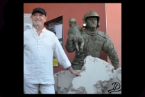 Le sculpteur, Didier LEMAITRE, Grand Trophée des Arts  